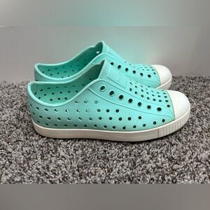 Native Waterproof Slip On Sneakers Aqua Size 1Y